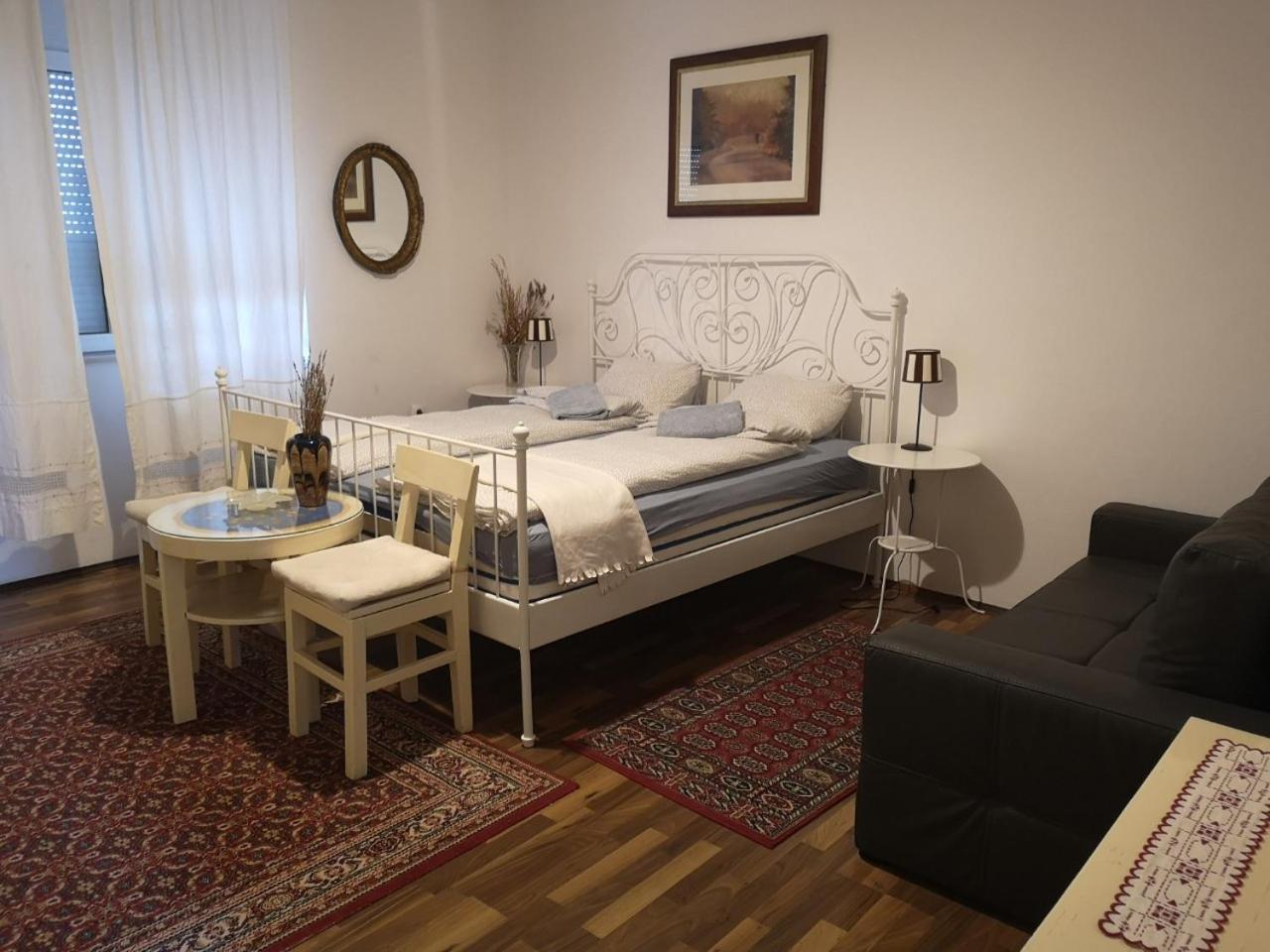 מוסטר Apartments & Rooms Little Rock מראה חיצוני תמונה